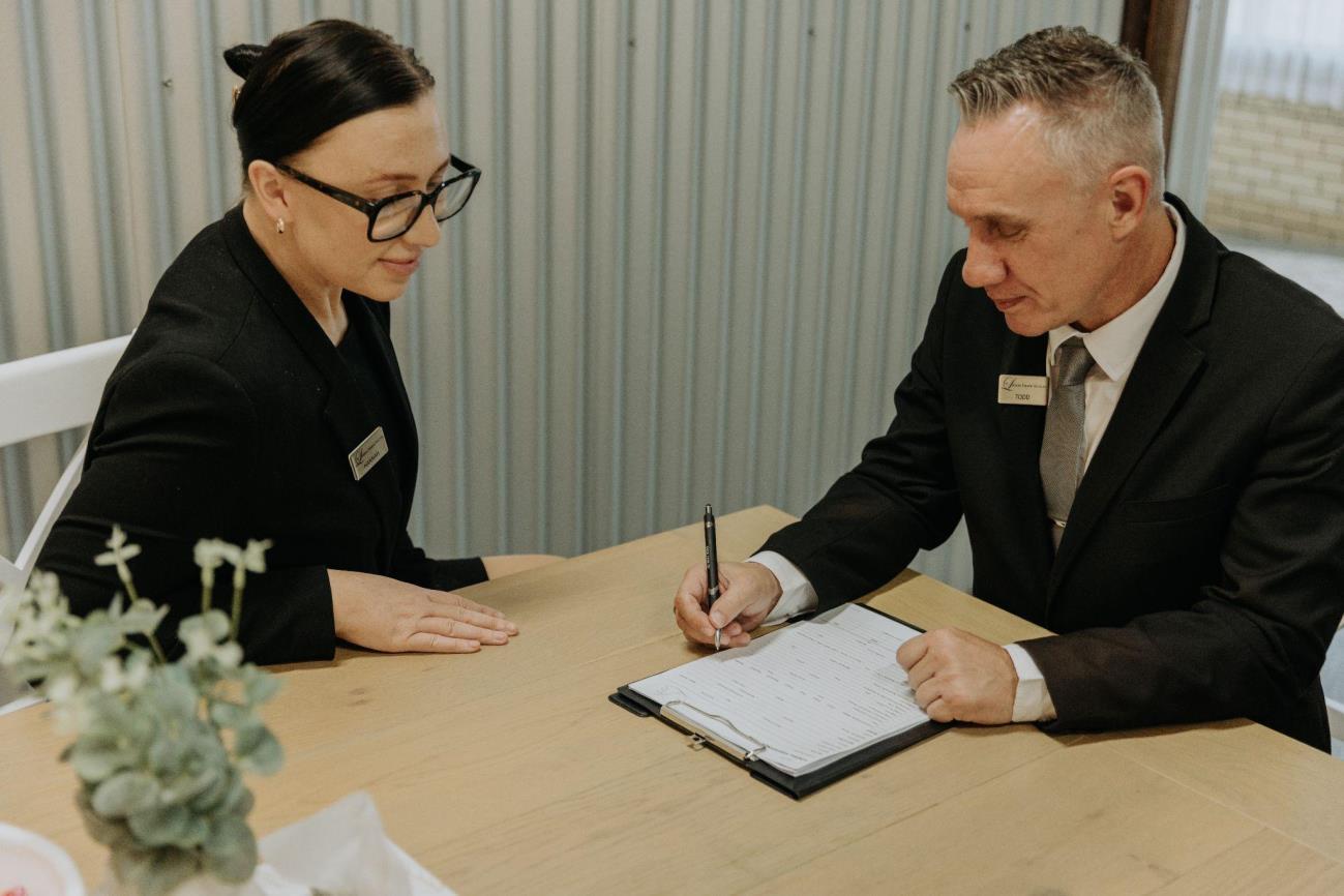 How to Plan a Meaningful Funeral Service in Lismore